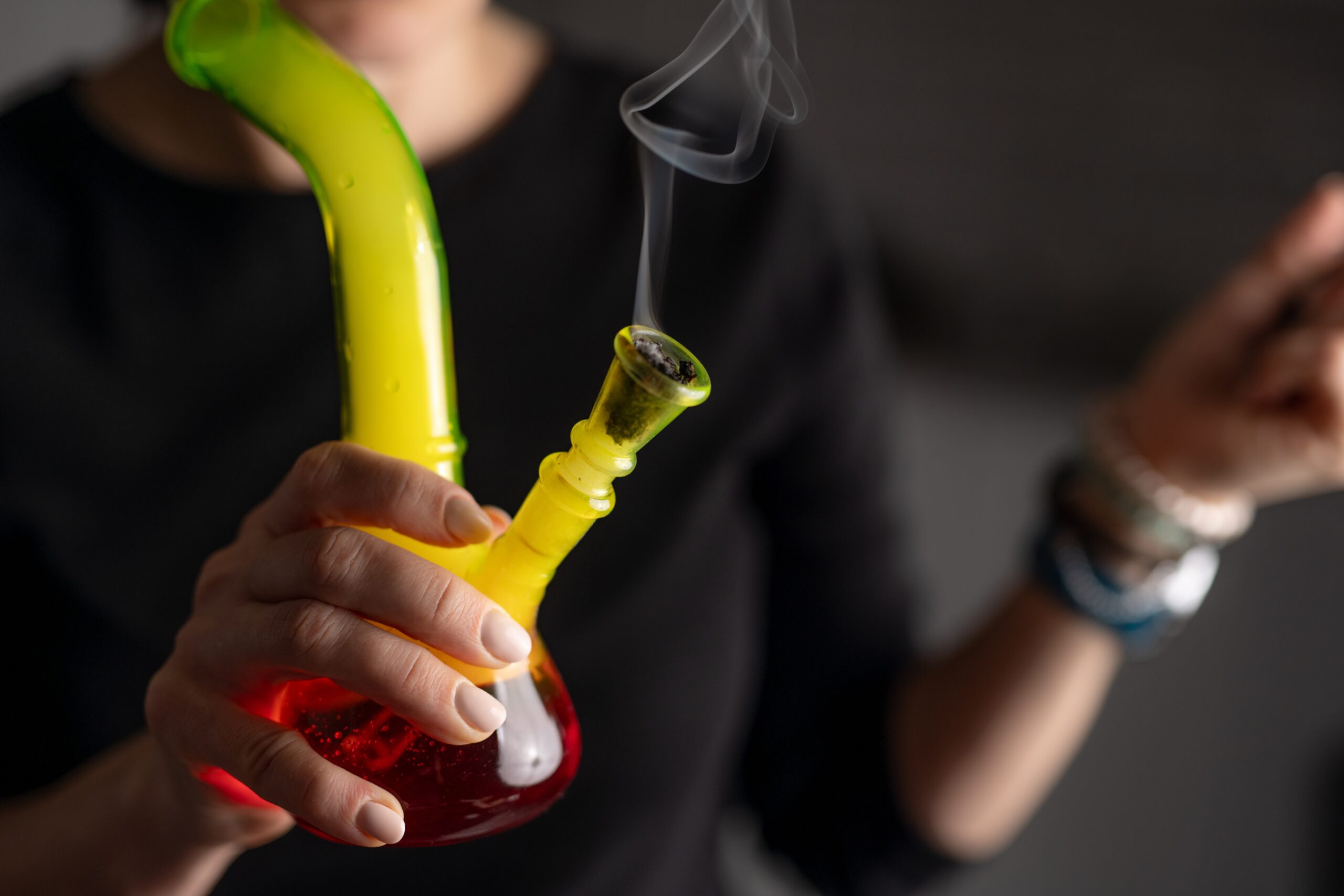 elf bar vape uk What Is a Bong, Its Supplies and How to Use It